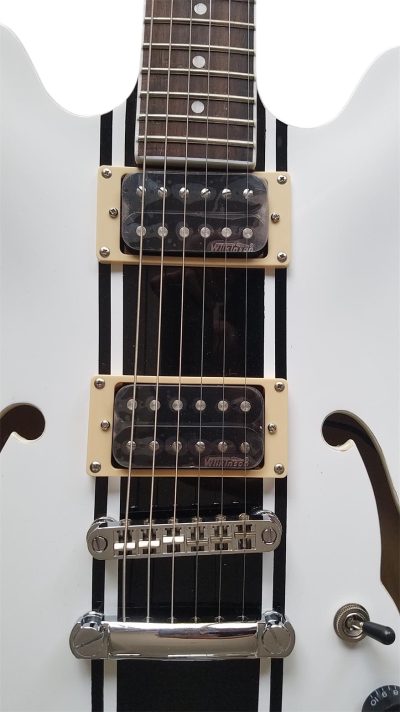 Custom Crown AVA ES333 Tom DeLonge White Fhole Semi Hollow Jazz Electric Guitar - Image 5