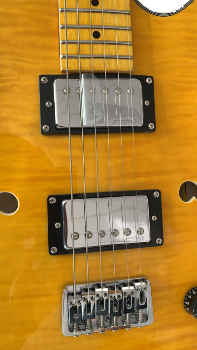 Custom Regent Jonny Greenwood Fhole TV Yellow Tiger Maple Top Star Guitar - Image 4