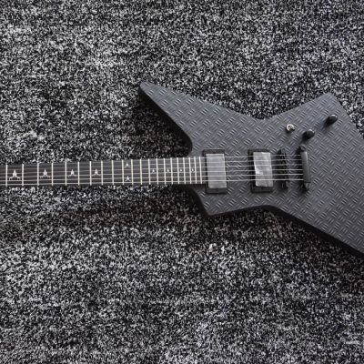 Custom Obsidian Hetfield JH2 Matte Black Diamond Plate Explorer Deer Skull Guitar - Image 6