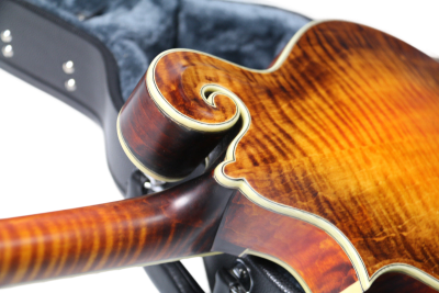 Custom Corundum Solid Flamed Maple Dovetail Sunburst Fhole Mandolin - Image 4
