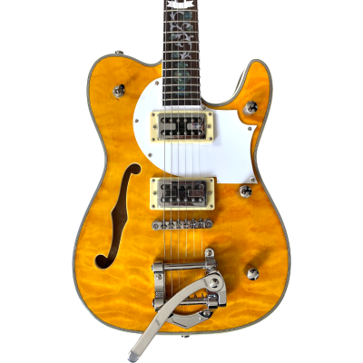 Custom Regent Deluxe Fhole Vibrant Amber Quilted Maple Top Floyd Rose Tremolo Guitar