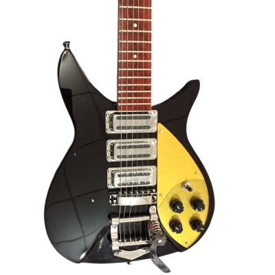 Custom Nova Black Jetglo 325C64 21 Inch Scale Length Rosewood Fretboard Guitar Gold Pickguard