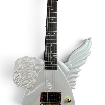Custom Obsidian Alfee Carve Engraved Takamizawa Angel Classic V Guitar Floyd Rose Tremolo Pearl White Blue Angelic Airbrushing - Image 2