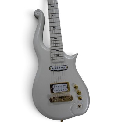 Custom Ember Prince Cloud Pearl White Electric Guitar Gold Hardware