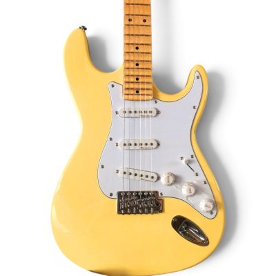 Custom Regent Maple Scalloped Fretboard Cream Yngwie Malmsteen Guitar
