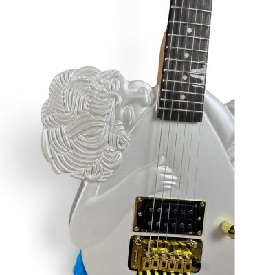 Custom Obsidian Alfee Carve Engraved Takamizawa Angel Classic V Guitar Floyd Rose Tremolo Pearl White Blue Angelic Airbrushing - Image 4